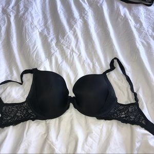 Black VS bra